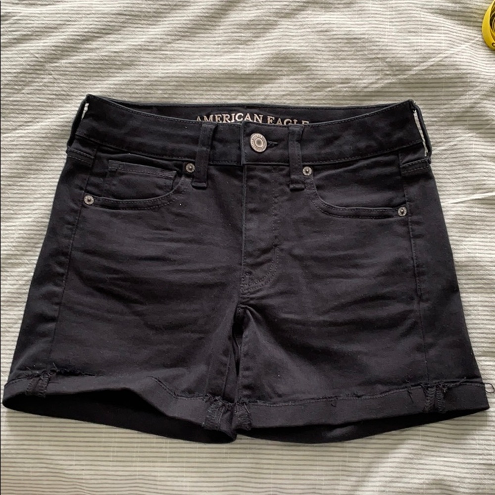 American Eagle Black jean shorts midi style